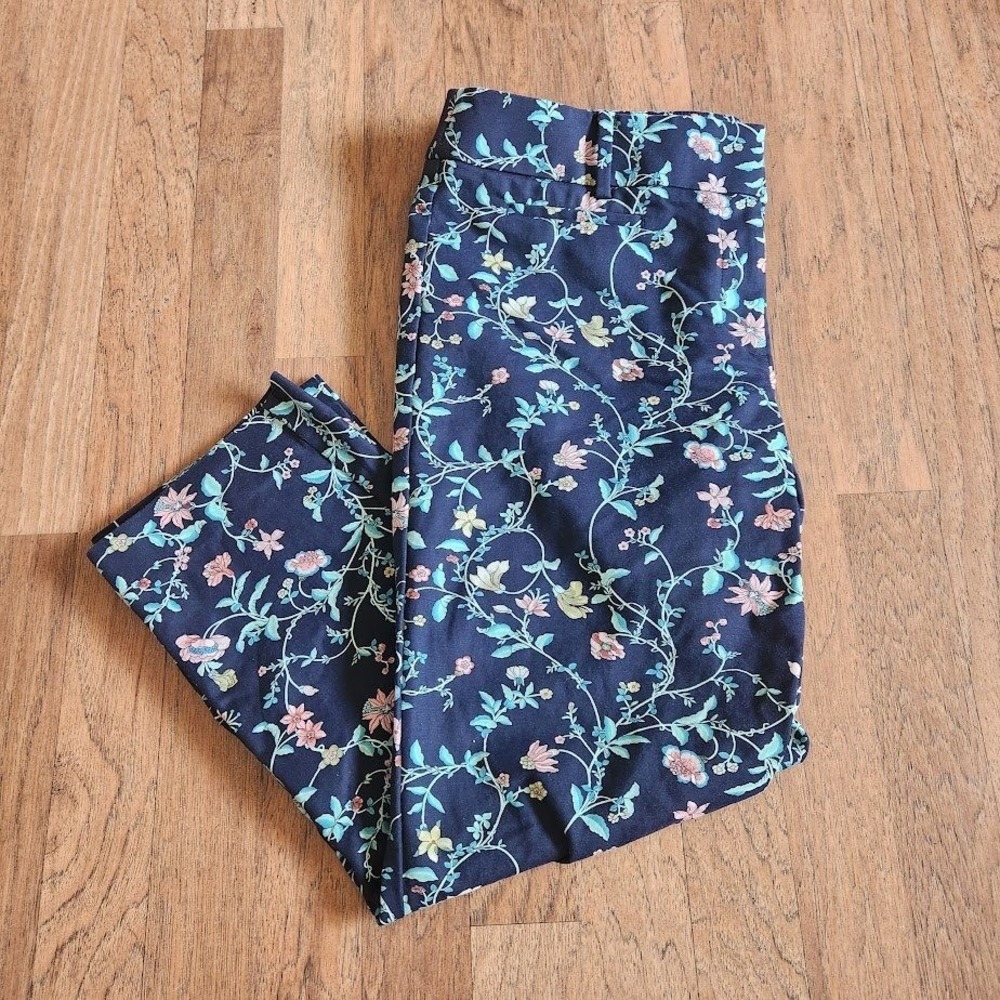 Ann Taylor LOFT Riviera Marisa Navy Blue Floral Vine Ankle Pants Womens 12 557